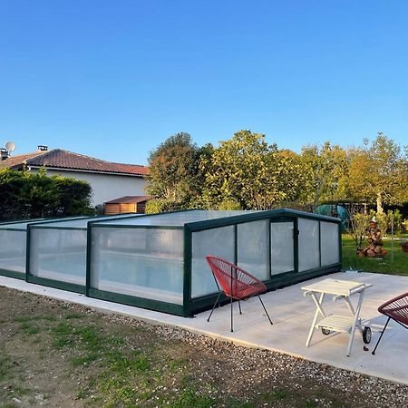 Charmant Studio Meuble Montignac-Charente Exterior foto